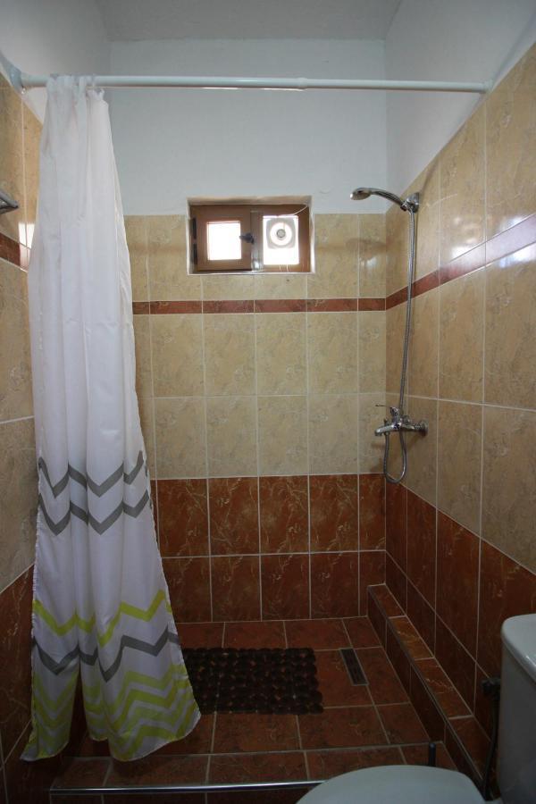 Grandma'S Home Gjirokaster Luaran gambar